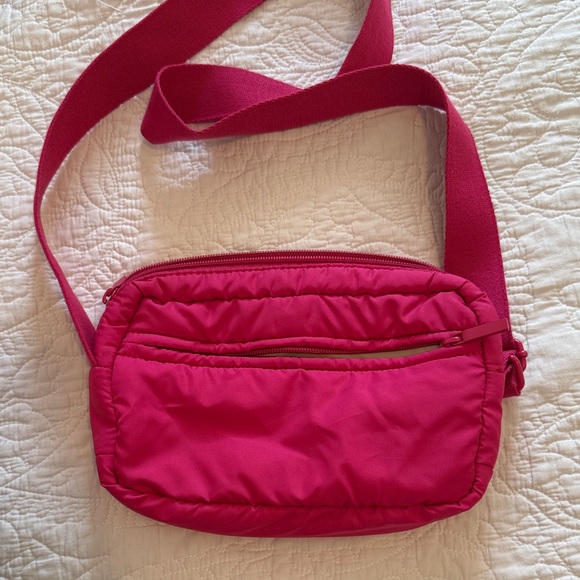 Lou & Grey Pink Quilted Crossbody Bag - Picture 2 of 3